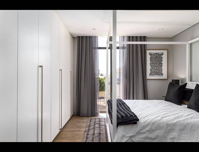 2 BEDROOM APARTMENT FOR SALE IN GREEN POINT